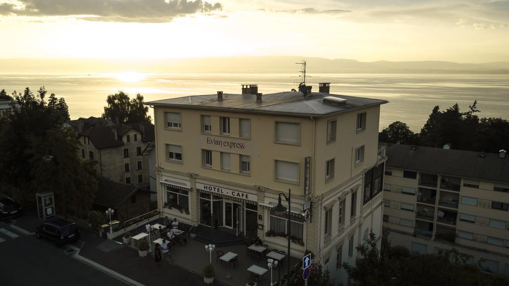 Hotel Evian Express - Terminus Kültér fotó
